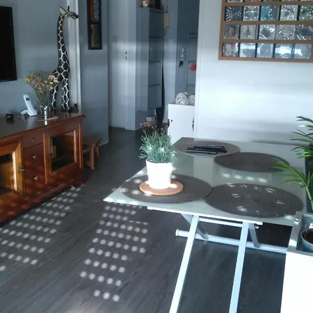 Apartment Vue Imprenable Sur La Et Au 18 Eme *